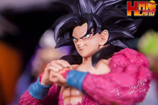 Dragon Ball Bros Lee Goku SSJ4 Resin Statue 6