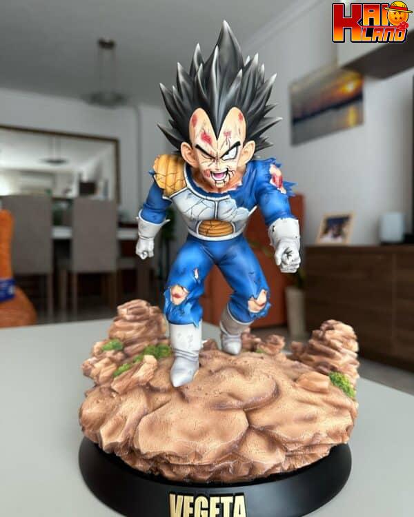 Dragon Ball ShowTime Studio Damaged Vegeta Resin Statue 1