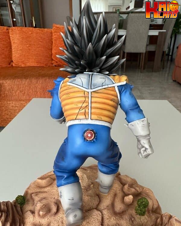 Dragon Ball ShowTime Studio Damaged Vegeta Resin Statue 3