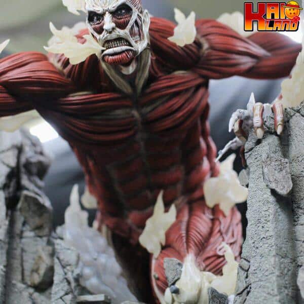 Attack on Titan Chikara studio Colossal Titan Resin Statue 3