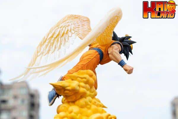 Dragon Ball Clouds Studio Goodbye Goku Resin Statue 4