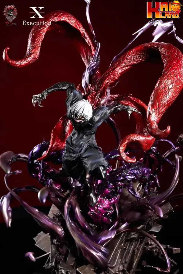 Tokyo store ghoul statue