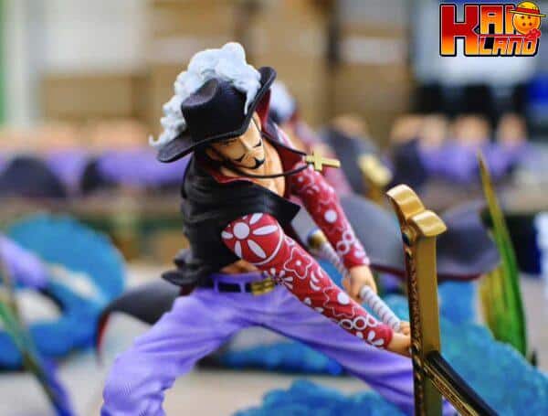 One Piece OPP Studio Mihawk vs Zoro Resin Statue 3