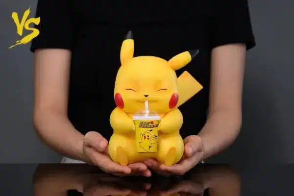 Pokemon VS Studio Pikachu Resin Statue 1 jpg