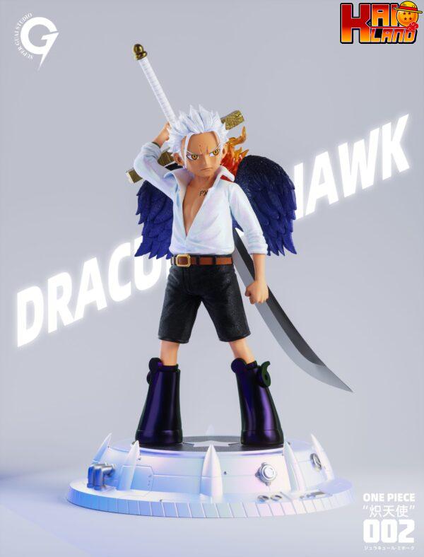 One Piece Super Guai Studio Seraphim Dracule Mihawk Resin Statue 1 scaled