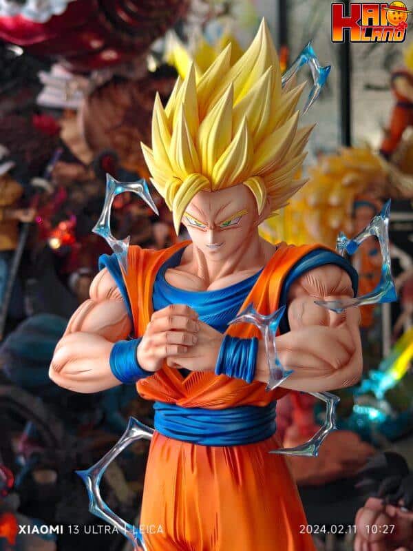 Dragon Ball Civilization Studio Super Saiyan SS2 Resin Statue 2