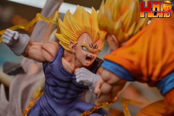 Dragon Ball WL Studio Son Goku vs Majin Vegeta Resin Statue - Image 5