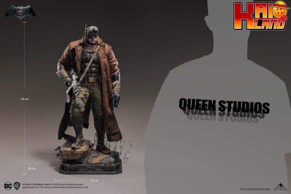 DC Comics Queen Studio Knightmare Batman Licensed Resin Statue 1