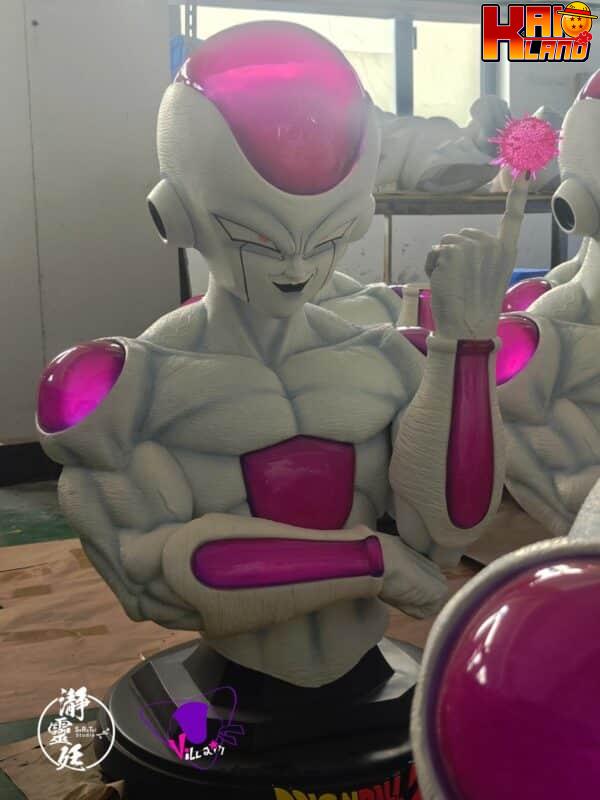 Dragon Ball Villain Society X SRT Co Branded Frieza Bust Resin Statue 1