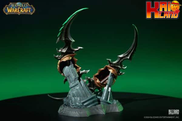 World of Warcraft Blizzard Entertainment Warglaive of Azzinoth Licensed Resin Statue 7 scaled