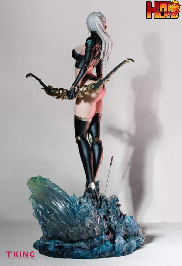 Ex Machina Tking Studio Ellie Resin Statue 2