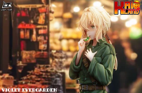 Violet Evergarden Light team Studio Kid Violet Resin Statue 3