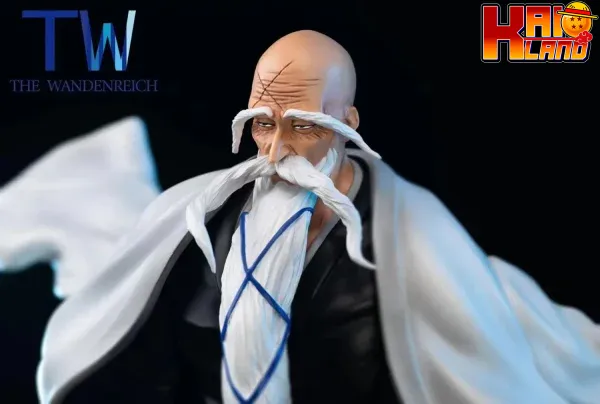 Bleach TW Studio Yamamoto Resin statue 2