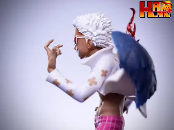 One Piece Super Guai Studio Seraphim Donquixote Doflamingo Resin Statue 4