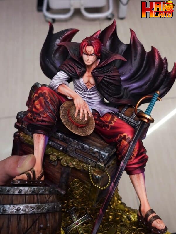 One Piece UNO x DK Studio Shanks Resin Statue 2