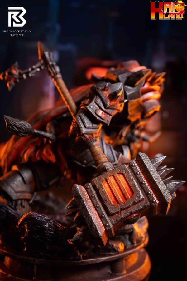 World of Warcraft BRS Studio T17 Tauren Resin Statue 2