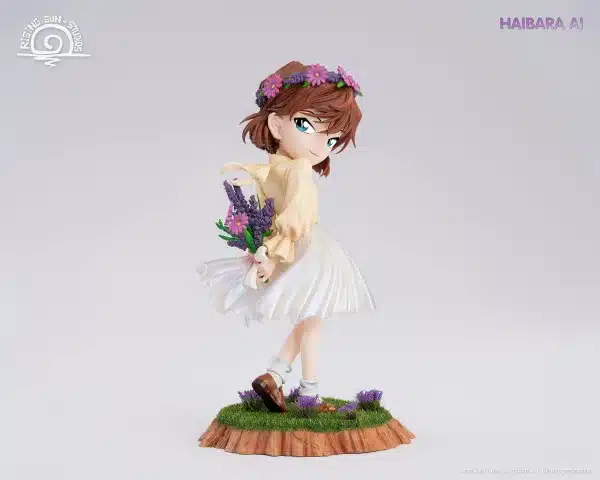 Detective Conan Rising Sun Studio Looking Back at Ai Haibara Resin Statue 4 scaled