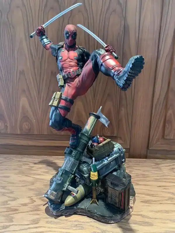 Marvel Iron Kite Studio Deadpool Licensed Resin Statue 1