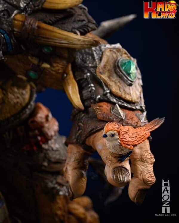 World of Warcraft Haozi Studio Cairne Bloodhoof Resin Statue 8