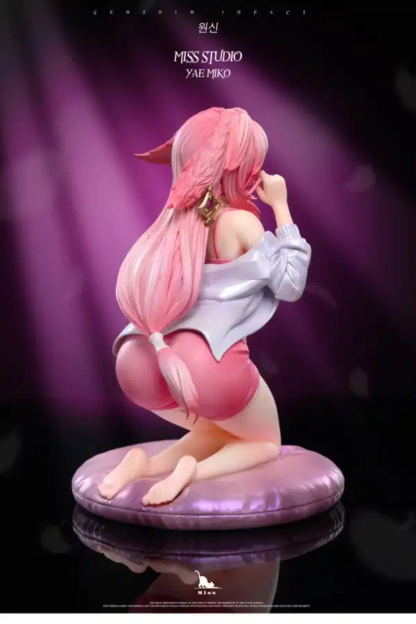 Genshin Impact Miss Studio Yae Miko Resin Statue 3